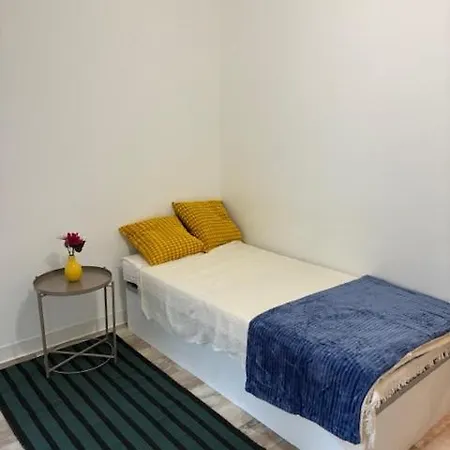 Charming With Mini Garden Apartment