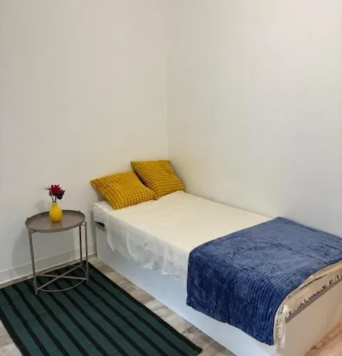 Charming With Mini Garden Apartment