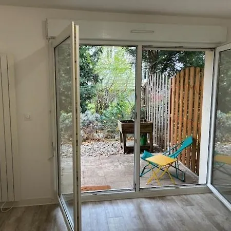 Charming With Mini Garden * שטרסבורג